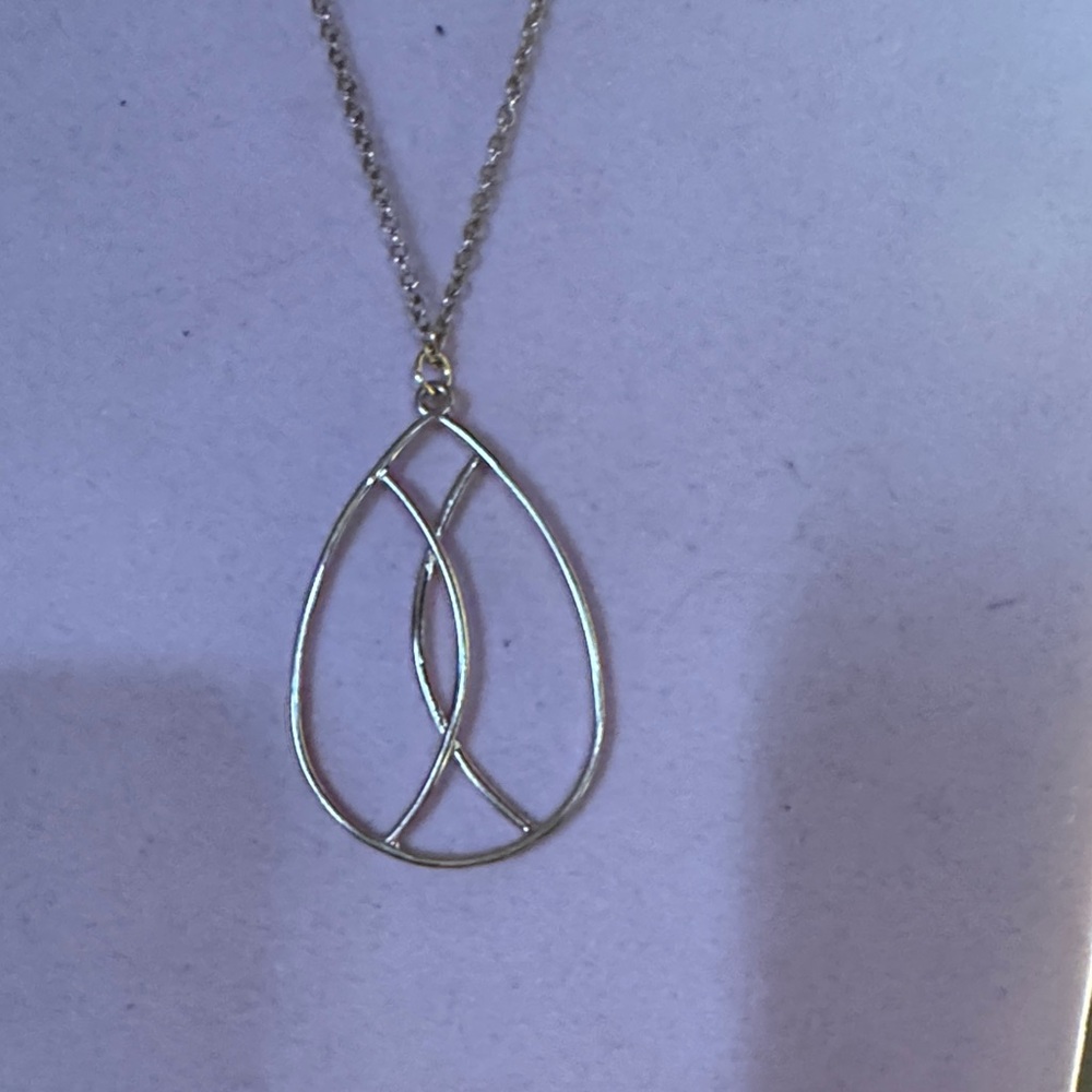 Openwork Teardrop Pendant Necklace - Gold Tone 8 1/2” Long Necklace